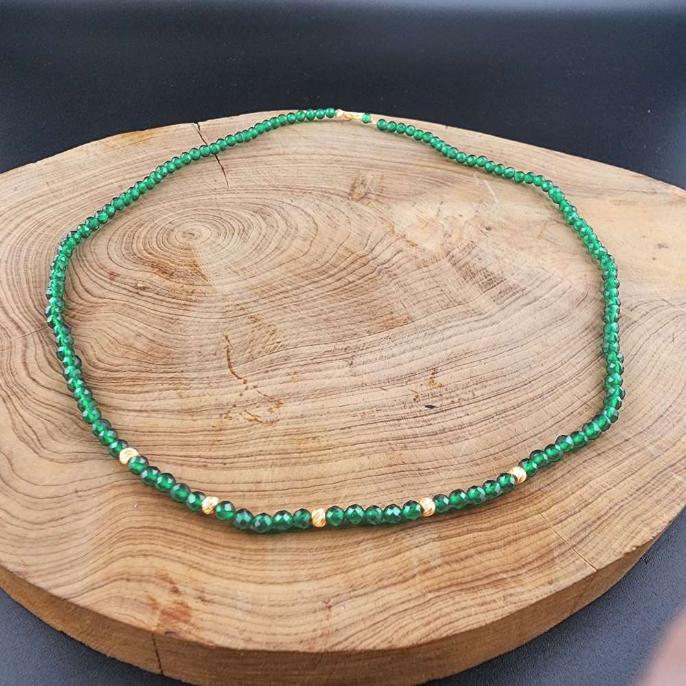 18K GOLD CRYSTAL GREEN BEADS CHOCKER